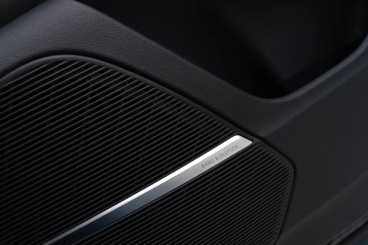 55 TFSI Quattro / ABT Aero Exterieur/ 23 Inch/ Standkachel/ Bang & Olufsen Sound System/ Panoramadak/ 250kW (340PK)