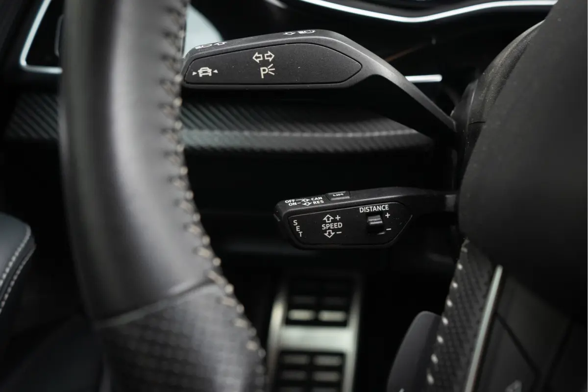 55 TFSI Quattro / ABT Aero Exterieur/ 23 Inch/ Standkachel/ Bang & Olufsen Sound System/ Panoramadak/ 250kW (340PK)