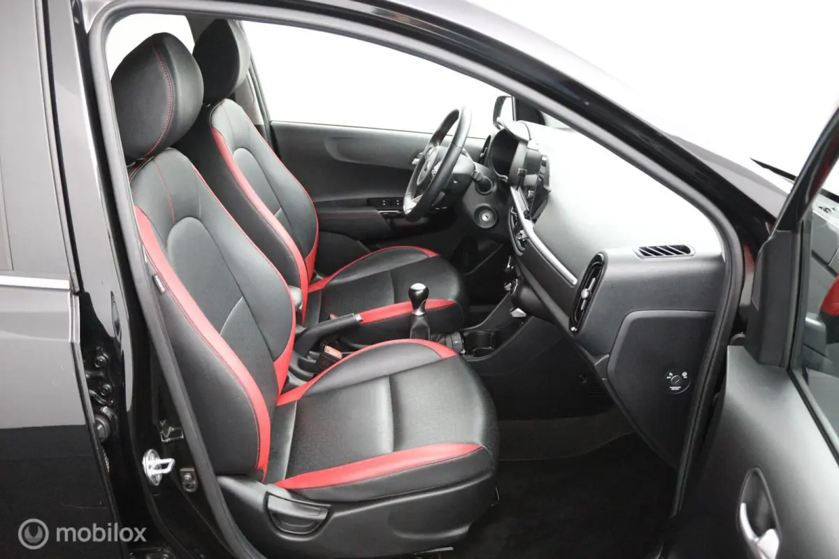 1.0 DPi DynamicPlusLine 5p | Camera |Cruise Control| Apple CarPlay/Android Auto | Navigatie