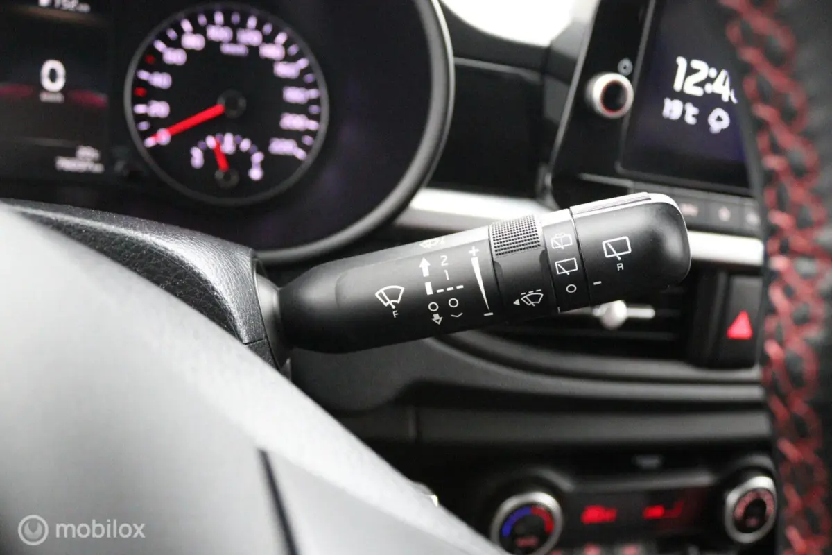 1.0 DPi DynamicPlusLine 5p | Camera |Cruise Control| Apple CarPlay/Android Auto | Navigatie