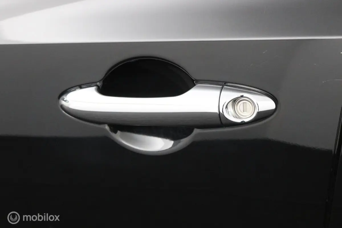 1.0 DPi DynamicPlusLine 5p | Camera |Cruise Control| Apple CarPlay/Android Auto | Navigatie