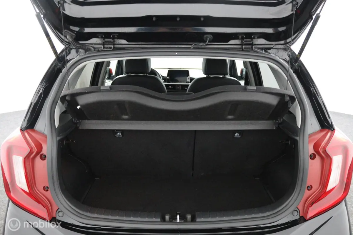 1.0 DPi DynamicPlusLine 5p | Camera |Cruise Control| Apple CarPlay/Android Auto | Navigatie
