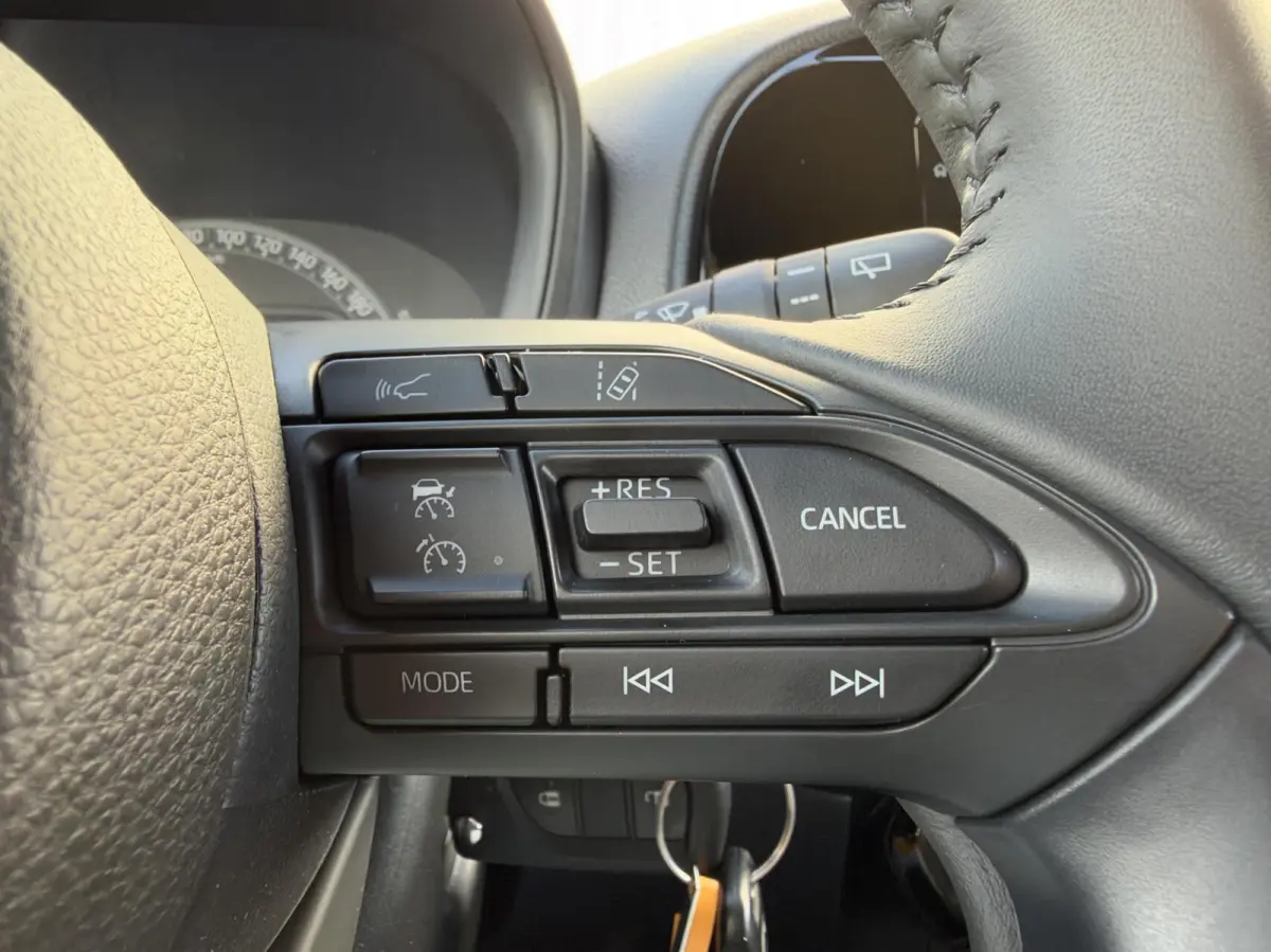 1.0 VVT-i S-CVT Pulse|NL-Auto|Carplay/Android