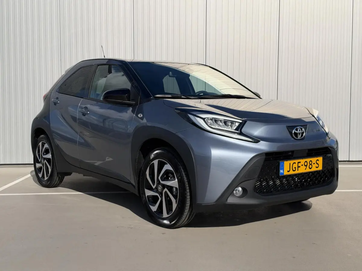 1.0 VVT-i S-CVT Pulse|NL-Auto|Carplay/Android