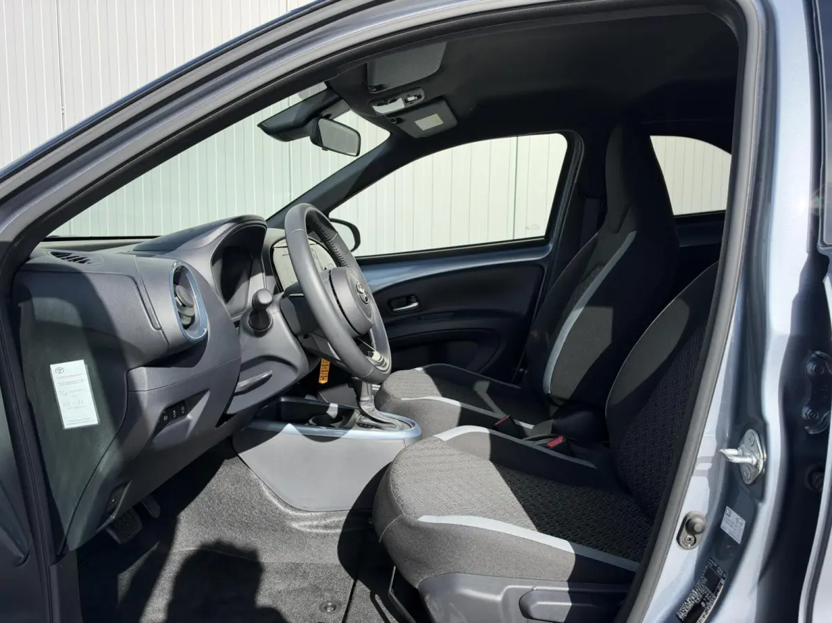 1.0 VVT-i S-CVT Pulse|NL-Auto|Carplay/Android