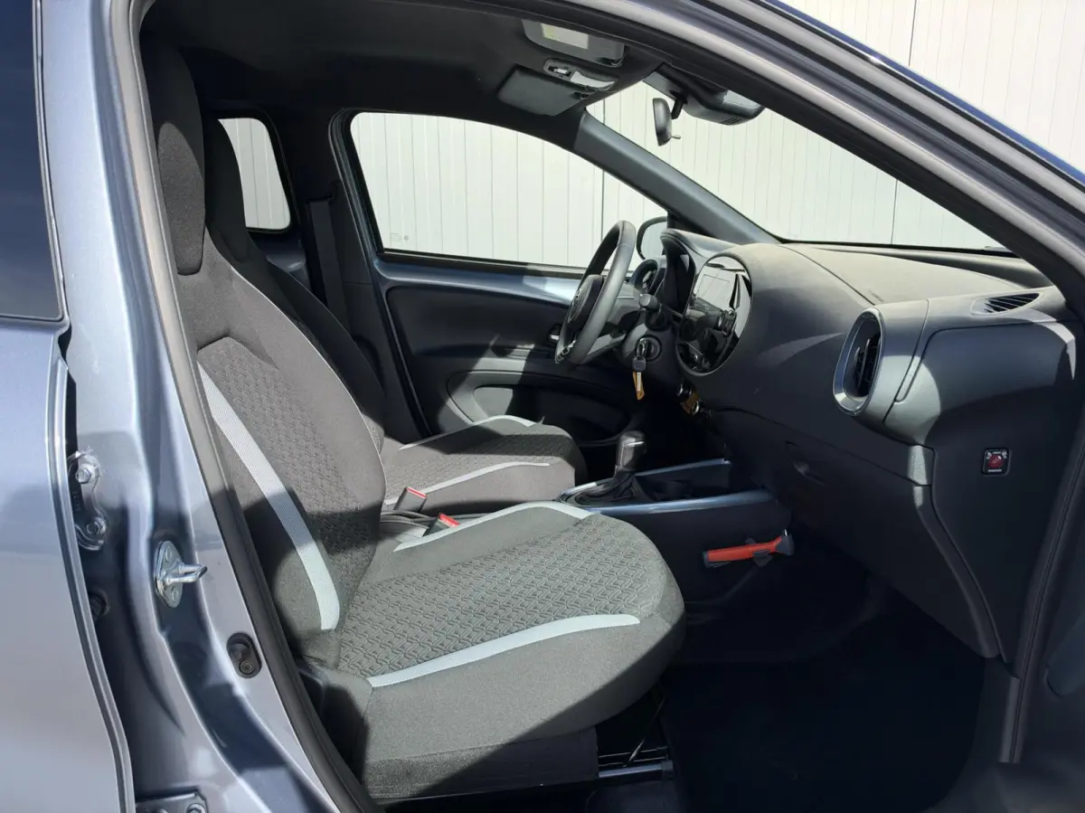 1.0 VVT-i S-CVT Pulse|NL-Auto|Carplay/Android