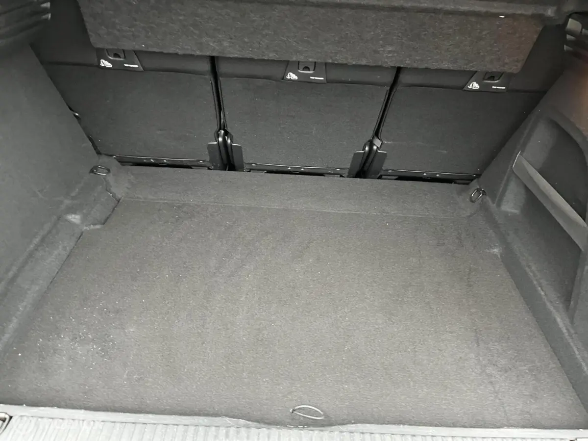 1.2 PureTech 130 PK Feel/NAVI/PDC/CLIMA
