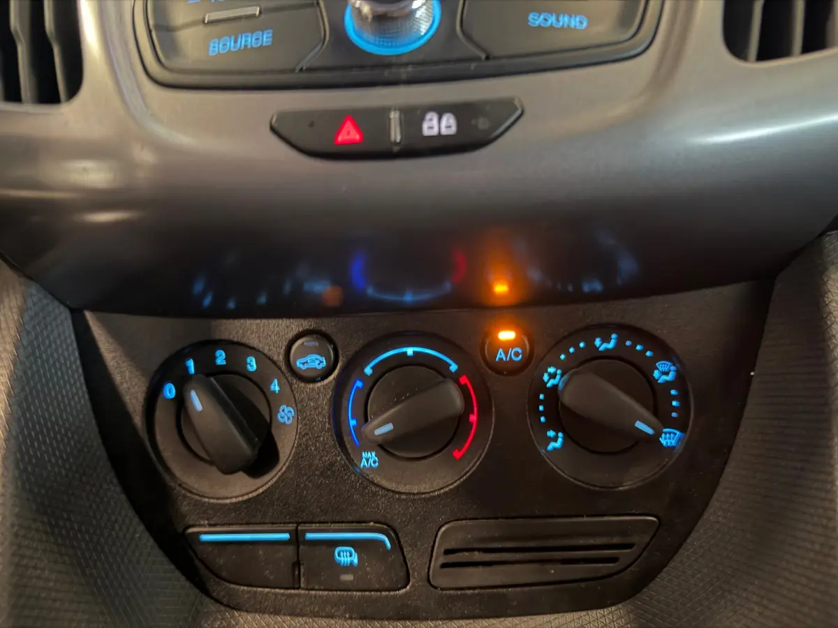 1.5 TDCI L2 Trend Airco-Cruise-Pdc-Camera-Navi-Trekhaak-NAP