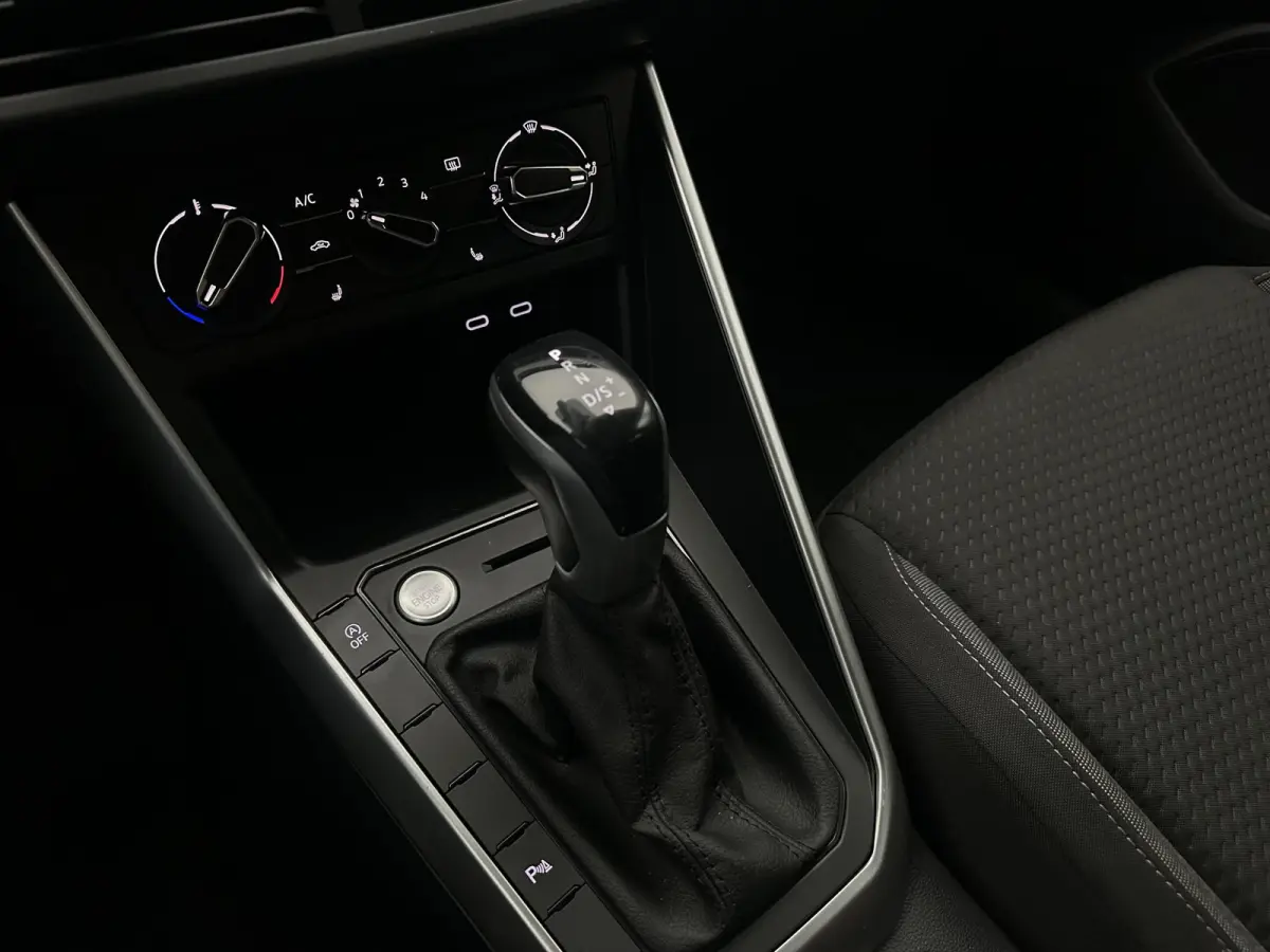 1.0 TSI Life Business