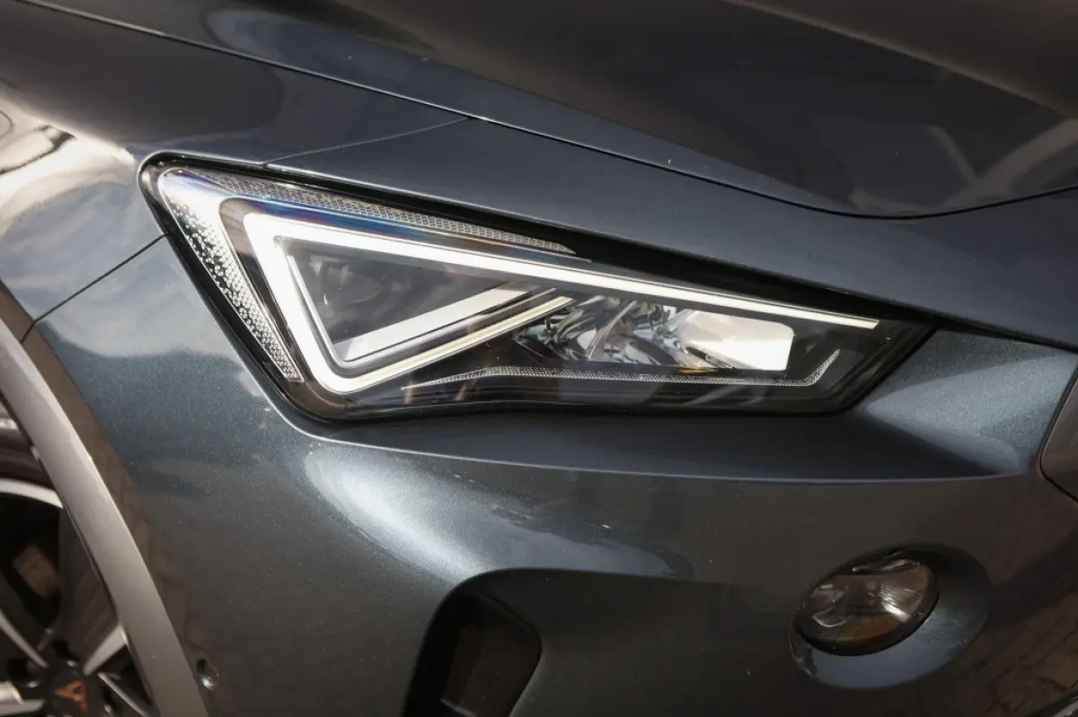 1.4 e-Hybrid Bns