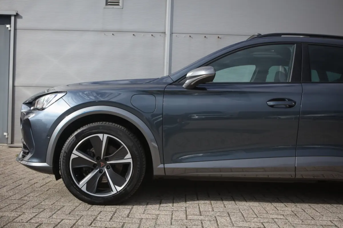 1.4 e-Hybrid Bns