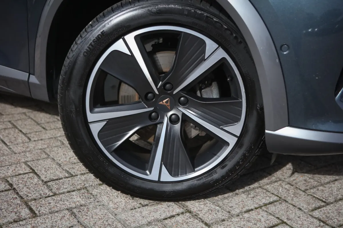 1.4 e-Hybrid Bns