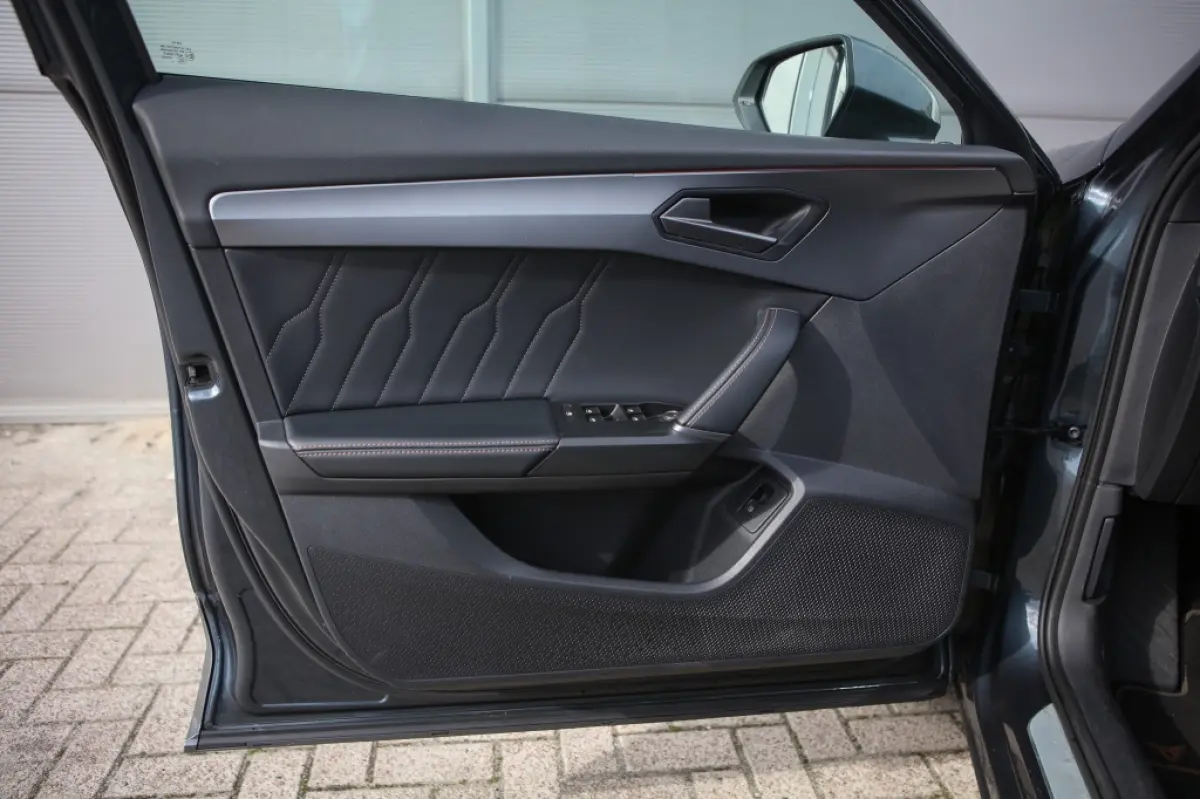 1.4 e-Hybrid Bns