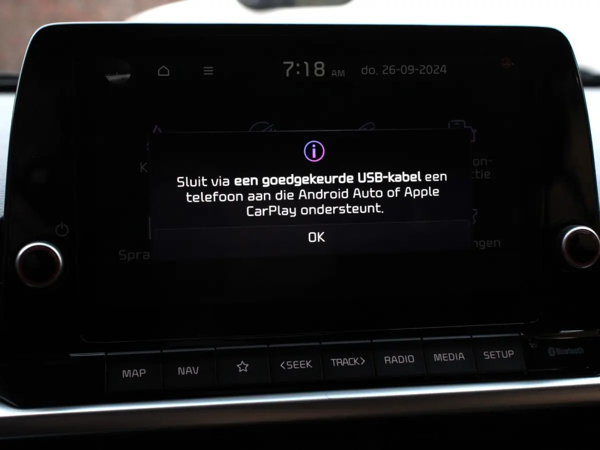 1.0 DPI Automaat DynamicLine Navigatie Apple Carplay/Android auto Airco Camera DAB Bluetooth