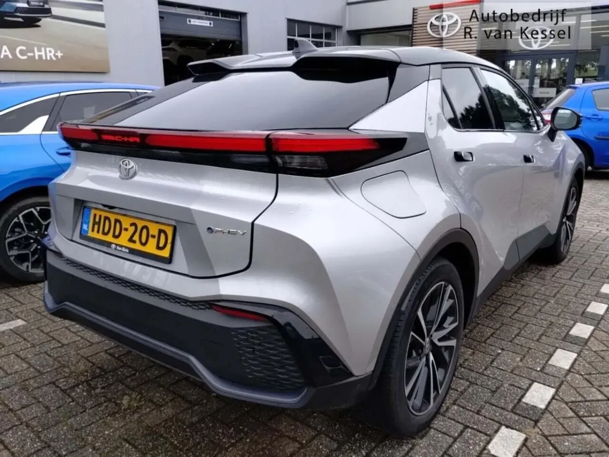 2.0 Plug-in Hybrid 220 Executive I Panoramadak I JBL I Memory I NL-auto