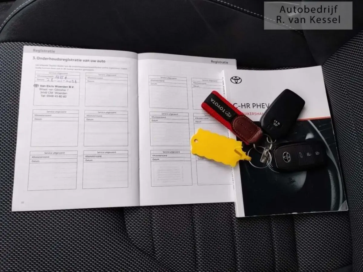 2.0 Plug-in Hybrid 220 Executive I Panoramadak I JBL I Memory I NL-auto