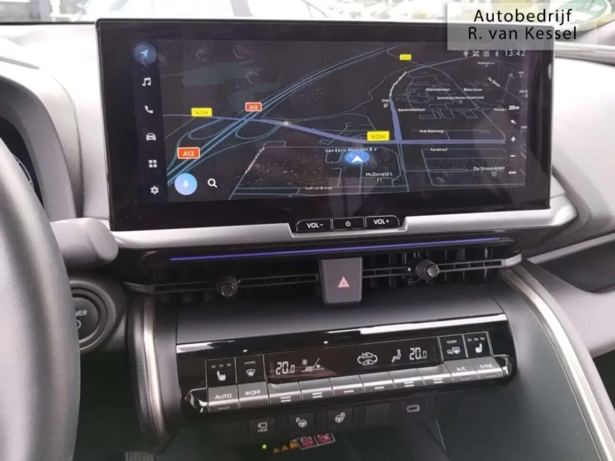 2.0 Plug-in Hybrid 220 Executive I Panoramadak I JBL I Memory I NL-auto