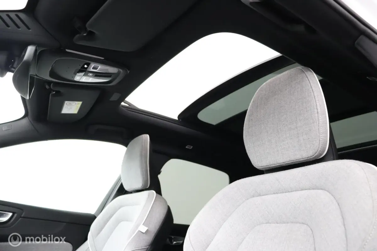 2.0 T6 Plug-in hybrid AWD Ultra Dark | Luchtvering | HUD | Adaptieve Cruise | BLISS | Harman Kardon | All Season Banden | Long Range SOH 95,18
