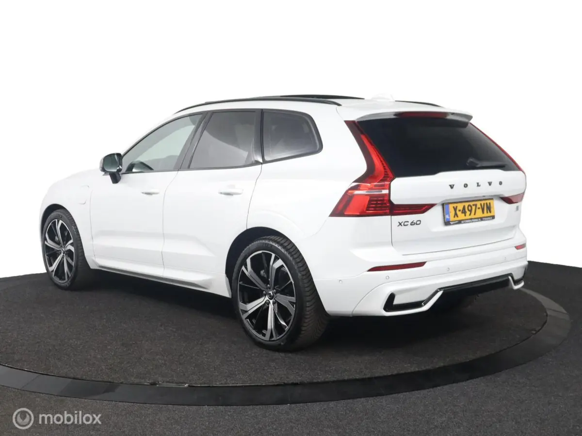 2.0 T6 Plug-in hybrid AWD Ultra Dark | Luchtvering | HUD | Adaptieve Cruise | BLISS | Harman Kardon | All Season Banden | Long Range SOH 95,18