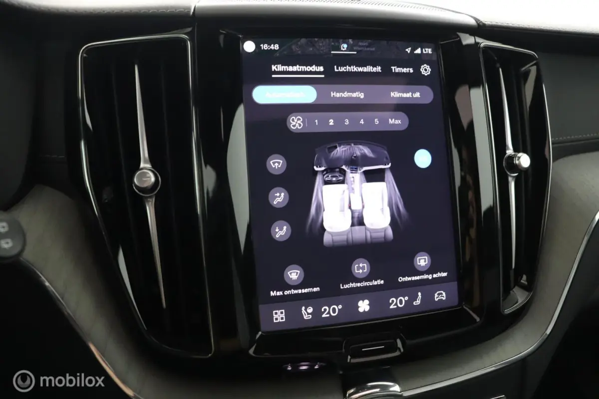 2.0 T6 Plug-in hybrid AWD Ultra Dark | Luchtvering | HUD | Adaptieve Cruise | BLISS | Harman Kardon | All Season Banden | Long Range SOH 95,18