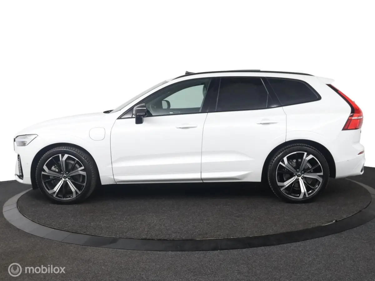 2.0 T6 Plug-in hybrid AWD Ultra Dark | Luchtvering | HUD | Adaptieve Cruise | BLISS | Harman Kardon | All Season Banden | Long Range SOH 95,18