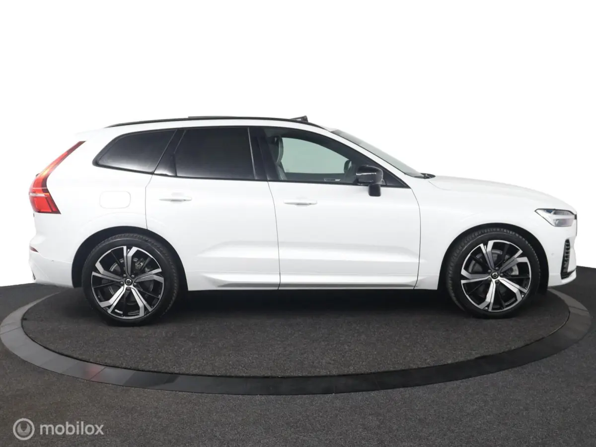 2.0 T6 Plug-in hybrid AWD Ultra Dark | Luchtvering | HUD | Adaptieve Cruise | BLISS | Harman Kardon | All Season Banden | Long Range SOH 95,18