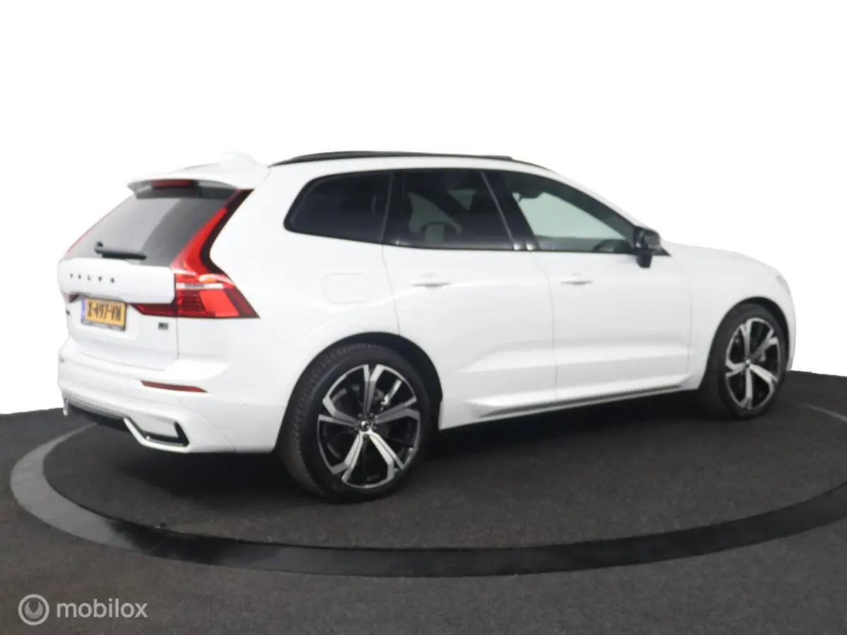 2.0 T6 Plug-in hybrid AWD Ultra Dark | Luchtvering | HUD | Adaptieve Cruise | BLISS | Harman Kardon | All Season Banden | Long Range SOH 95,18