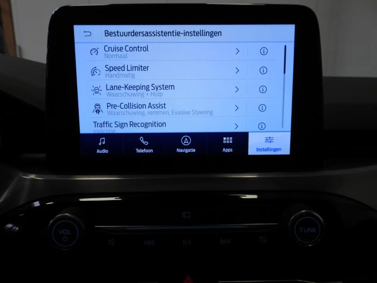 2.5 PHEV Plug-In Titanium X TREKH./SCHUIFDAK/LED/B&O/HEAD-UP/17"LMV!