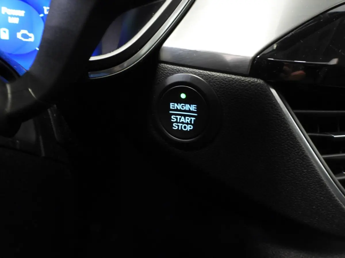 2.5 PHEV Plug-In Titanium X TREKH./SCHUIFDAK/LED/B&O/HEAD-UP/17"LMV!