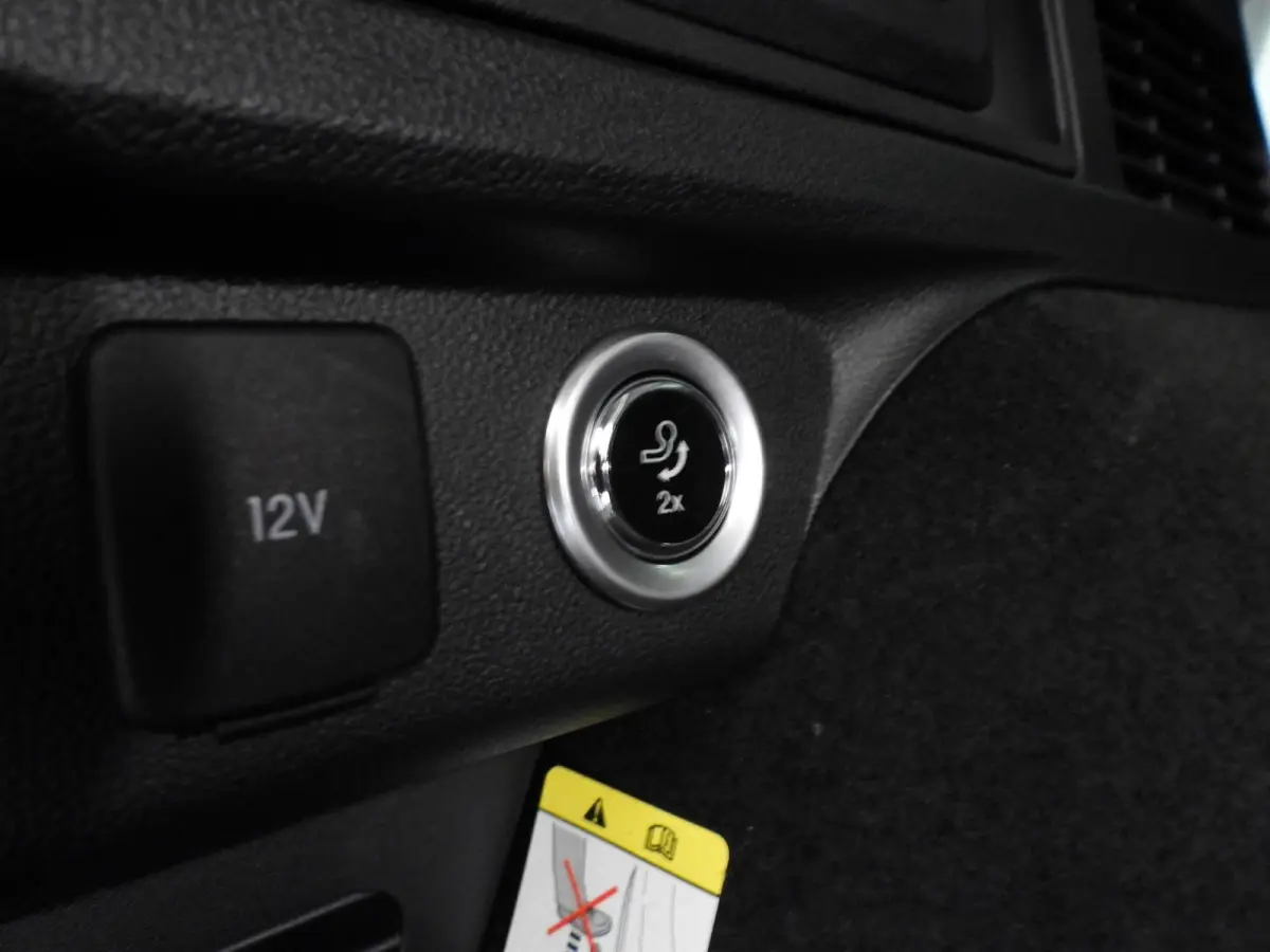 2.5 PHEV Plug-In Titanium X TREKH./SCHUIFDAK/LED/B&O/HEAD-UP/17"LMV!