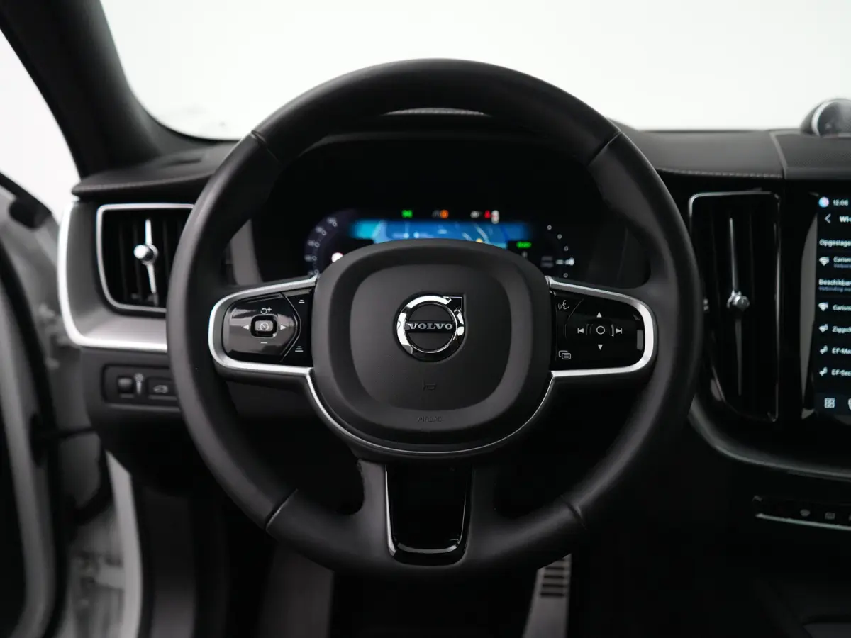 T8 Recharge AWD Polestar Engineered | Bowers & Wilkins | Head-Up | 22" | Panoramadak | Stoelverwarming V+A | Trekhaak | Adaptive Cruise