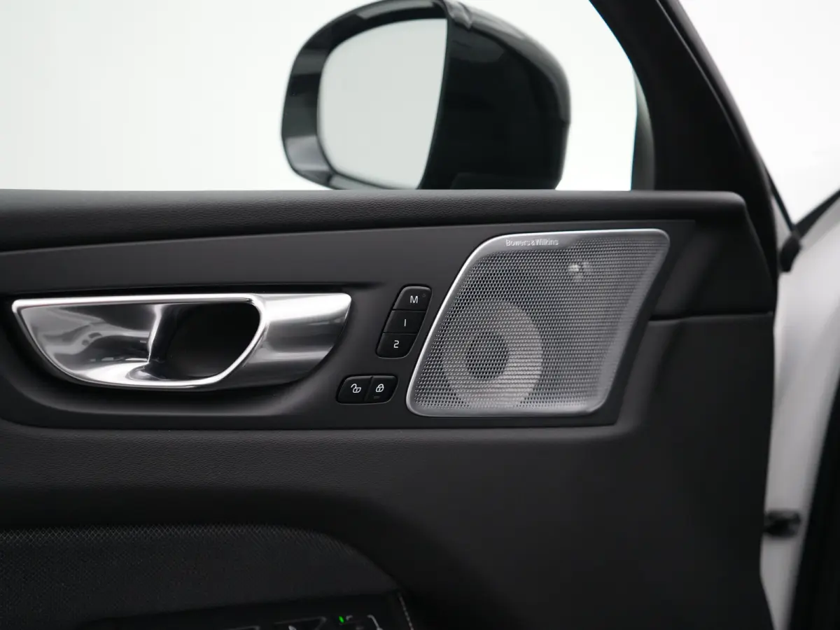 T8 Recharge AWD Polestar Engineered | Bowers & Wilkins | Head-Up | 22" | Panoramadak | Stoelverwarming V+A | Trekhaak | Adaptive Cruise