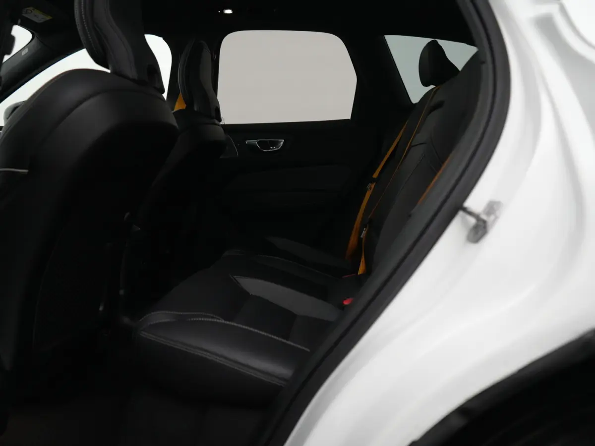 T8 Recharge AWD Polestar Engineered | Bowers & Wilkins | Head-Up | 22" | Panoramadak | Stoelverwarming V+A | Trekhaak | Adaptive Cruise