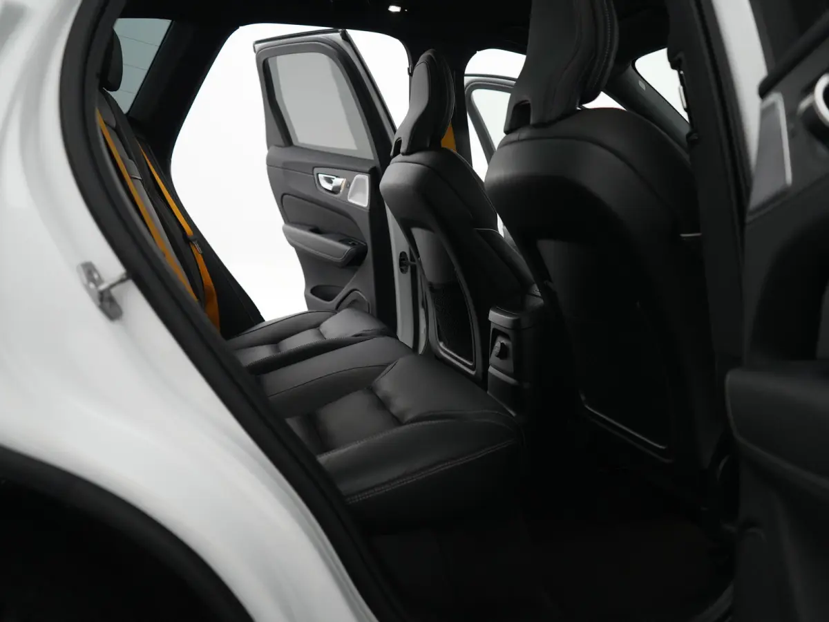 T8 Recharge AWD Polestar Engineered | Bowers & Wilkins | Head-Up | 22" | Panoramadak | Stoelverwarming V+A | Trekhaak | Adaptive Cruise