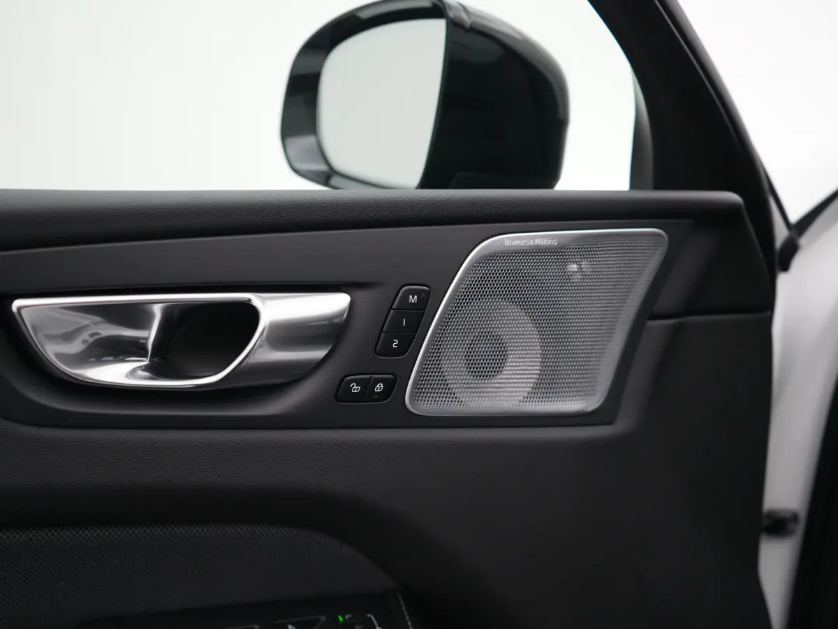 T8 Recharge AWD Polestar Engineered | Bowers & Wilkins | Head-Up | 22" | Panoramadak | Stoelverwarming V+A | Trekhaak | Adaptive Cruise