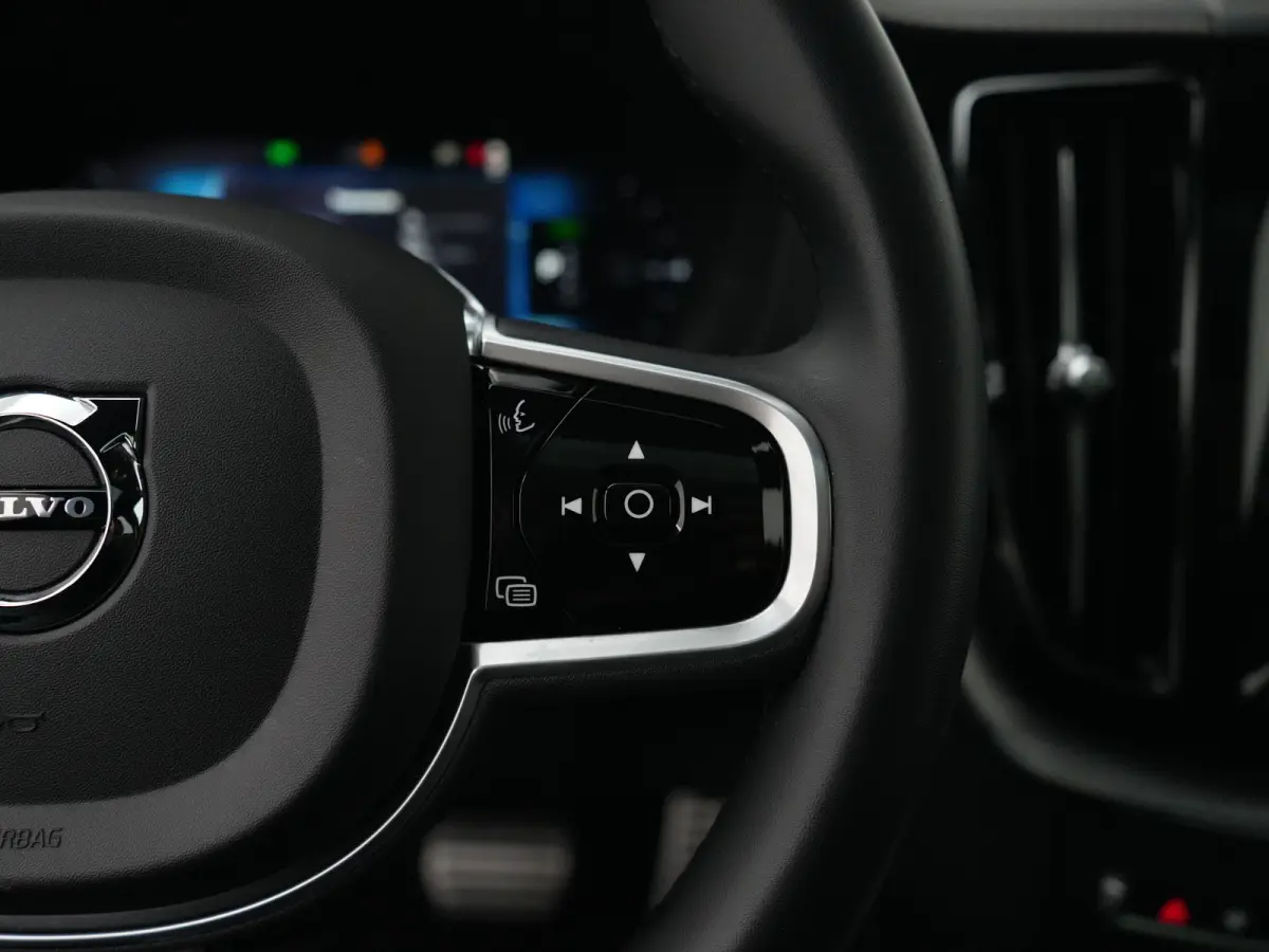 T8 Recharge AWD Polestar Engineered | Bowers & Wilkins | Head-Up | 22" | Panoramadak | Stoelverwarming V+A | Trekhaak | Adaptive Cruise