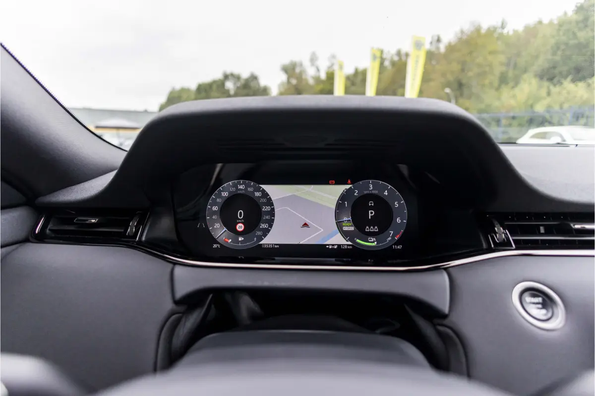 1.5 P270e PHEV AWD Dynamic HSE | Elektrisch glazen panorama-dak |
