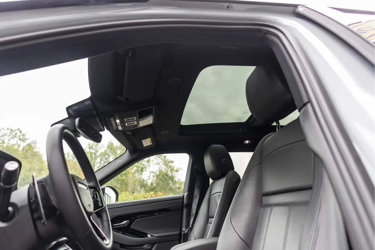 1.5 P270e PHEV AWD Dynamic HSE | Elektrisch glazen panorama-dak |