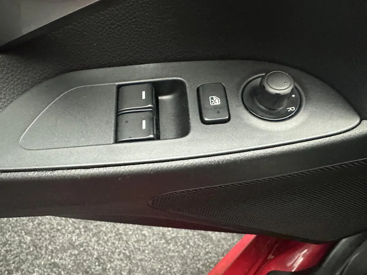 1.4 MultiAir Turbo Lusso Cabrio| Camera