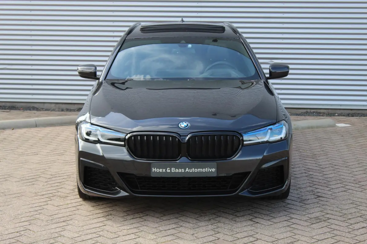 530e M-Pakket/Pano/Trekhaak/HarmanKardon