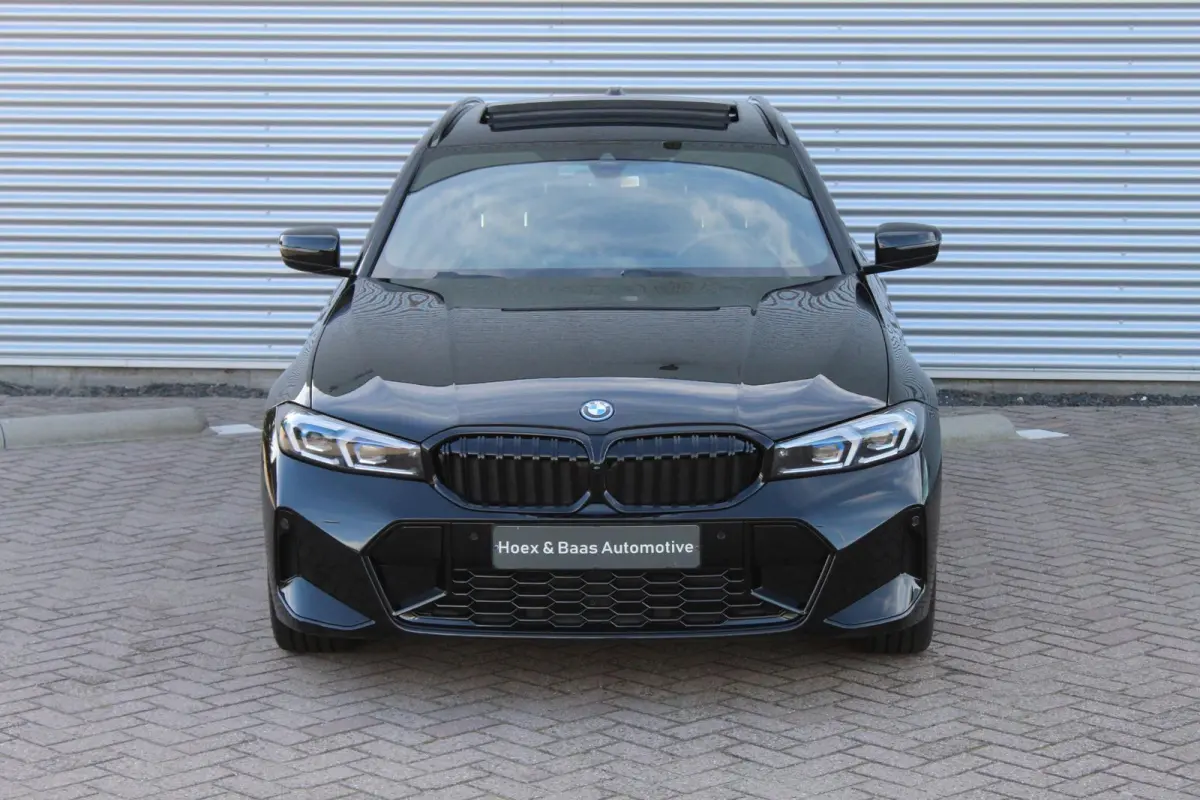 320e M-pakket/Pano/Trekhaak/Headup/SOH 90.5%