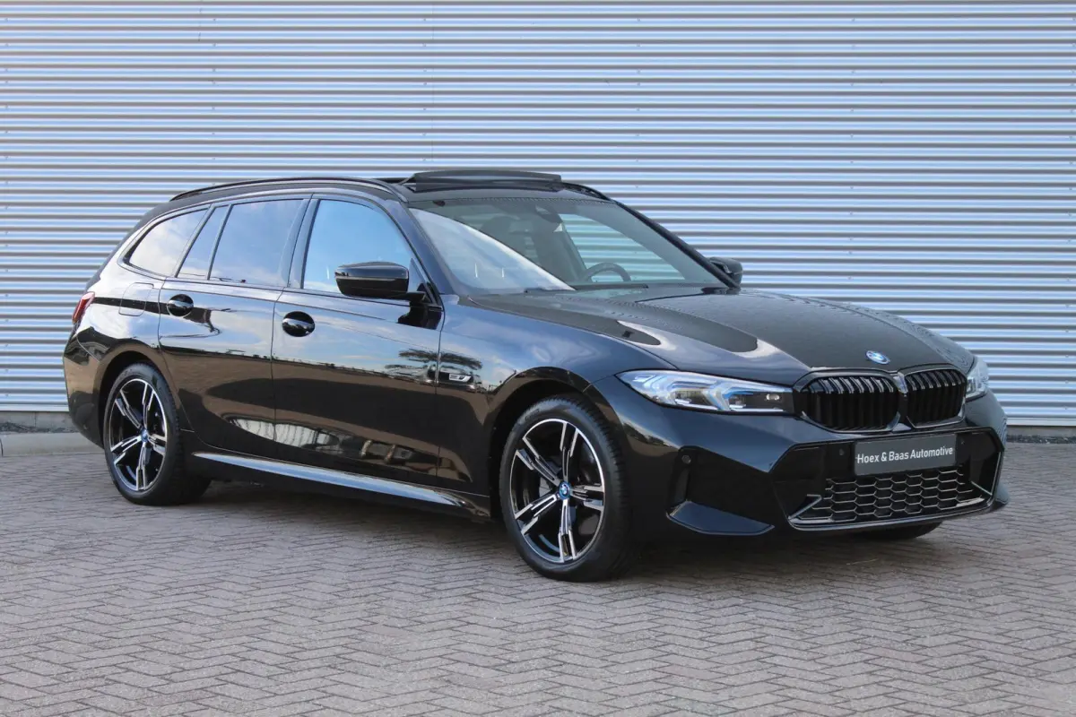 320e M-pakket/Pano/Trekhaak/Headup/SOH 90.5%