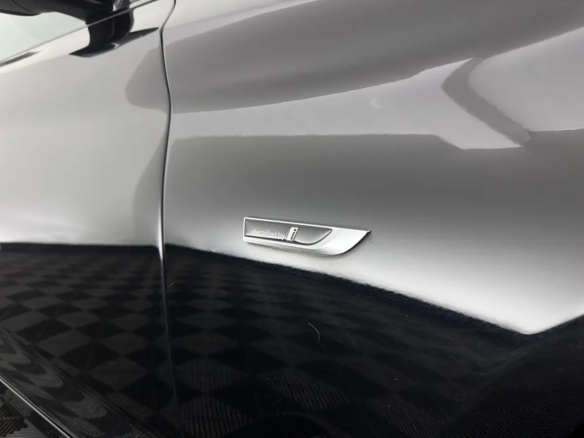 530e Business Edition Plus (Plug-in) (INCL-BTW) *LEATHER | FULL-LED | MEMORY-PACK | HEATED-SPORTSEATS | NAVI-FULLMAP | PRIVACY-GLASS | ECC | PDC | CRUISE | TOWBAR | 18''ALU*