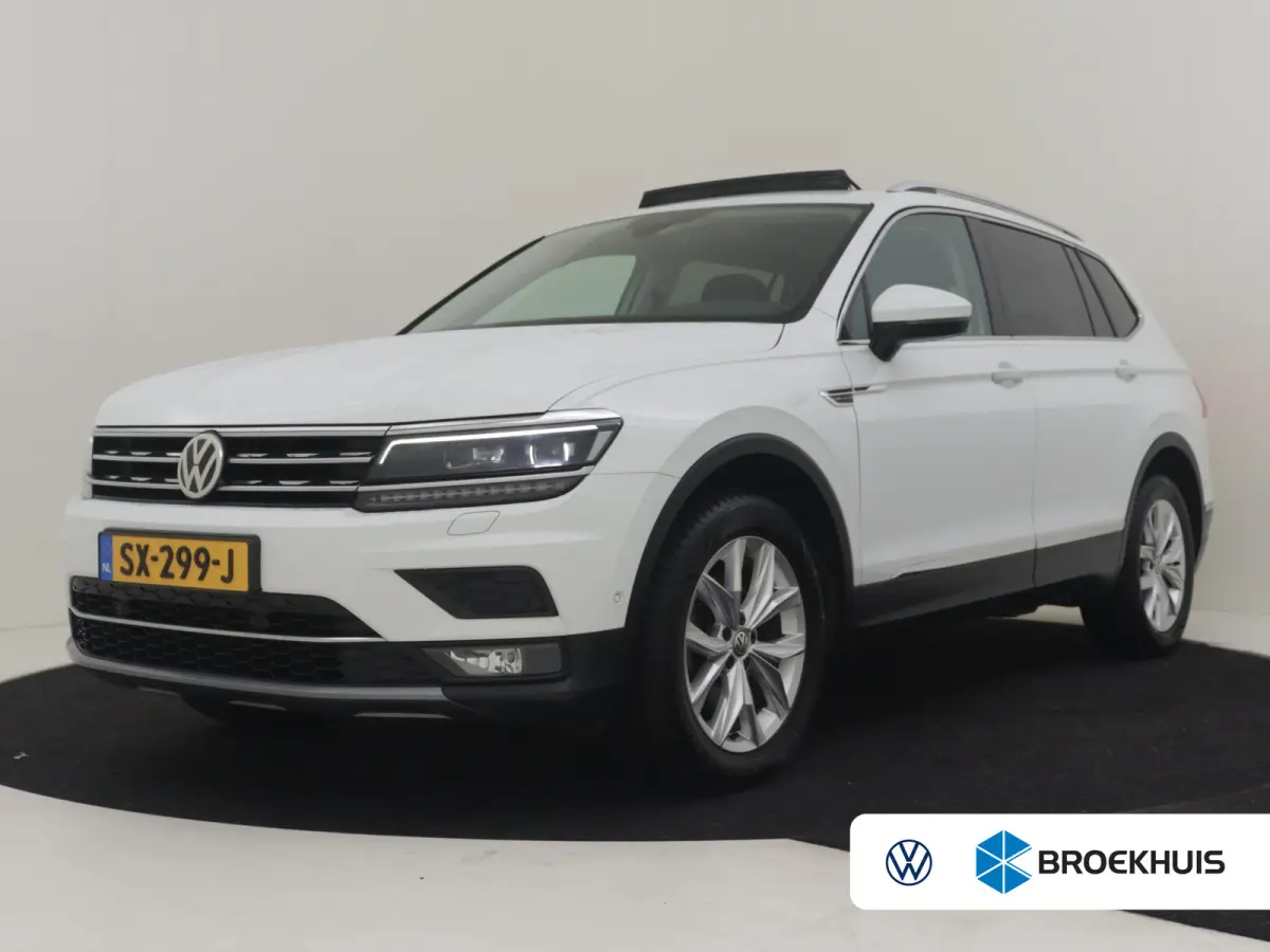1.4 TSI Highline l Pano Dak l Trekhaak Elektr. l 18" l Elektr. Klep l Climate Control l Luxe Bekleding l Camera l