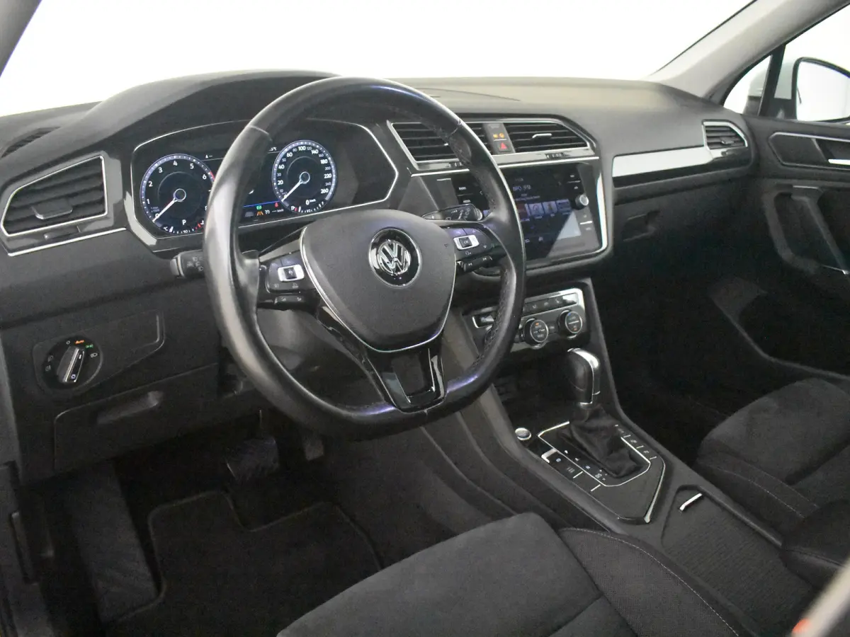 1.4 TSI Highline l Pano Dak l Trekhaak Elektr. l 18" l Elektr. Klep l Climate Control l Luxe Bekleding l Camera l