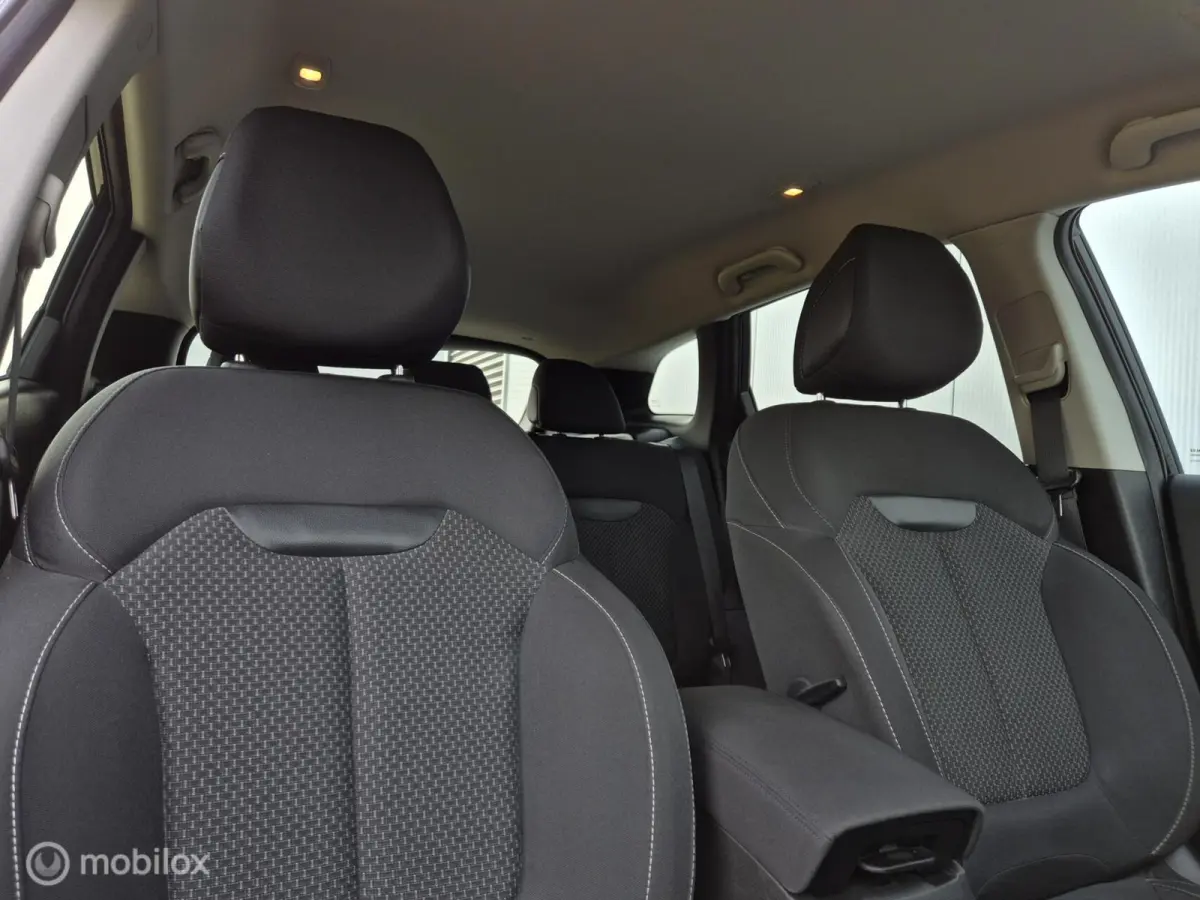 1.3 TCE ZEN AUTOMAAT/TREKHAAK/KEYLESS/LED/CARPLAY