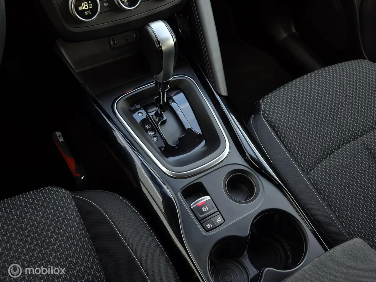 1.3 TCE ZEN AUTOMAAT/TREKHAAK/KEYLESS/LED/CARPLAY