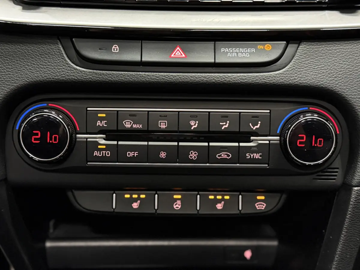1.6 T-GDI GT 204 PK Aut. | Pano | Sportuitlaat | Virtual Cockpit | ACC | CarPlay | Camera | Alcantara/Leder