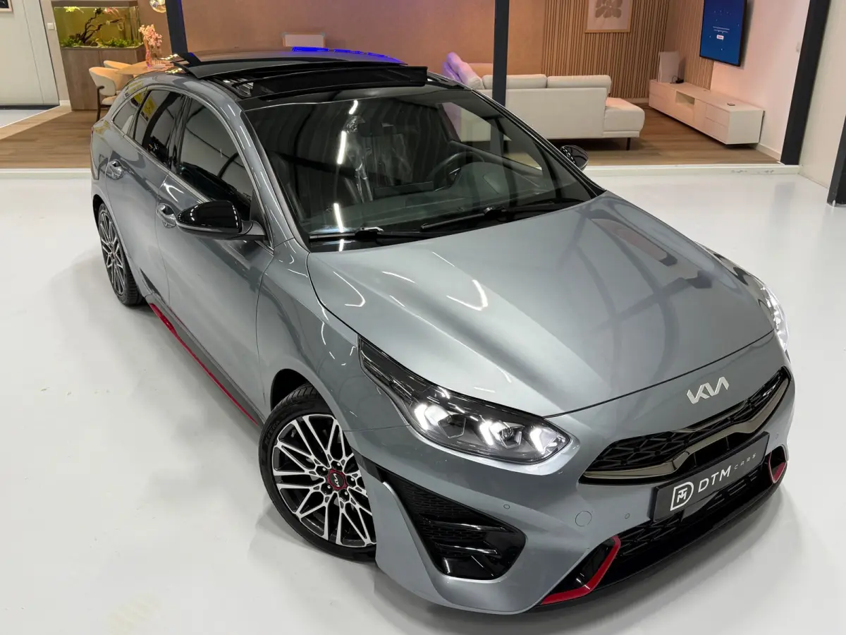 1.6 T-GDI GT 204 PK Aut. | Pano | Sportuitlaat | Virtual Cockpit | ACC | CarPlay | Camera | Alcantara/Leder