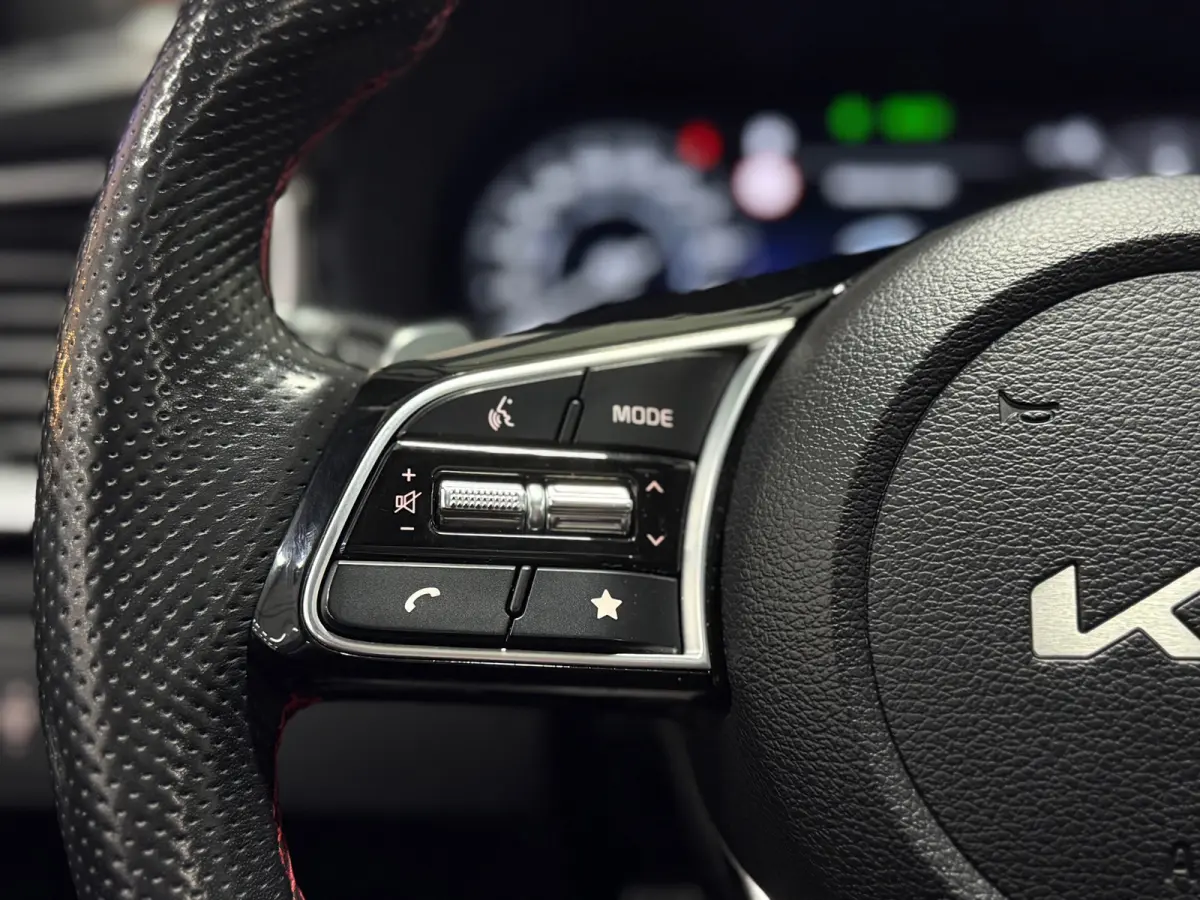 1.6 T-GDI GT 204 PK Aut. | Pano | Sportuitlaat | Virtual Cockpit | ACC | CarPlay | Camera | Alcantara/Leder